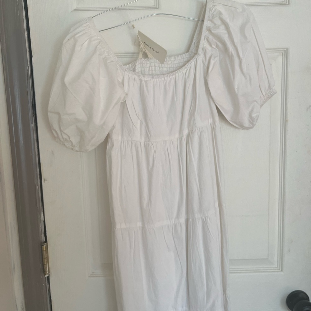 Elegant White Midi Skirt